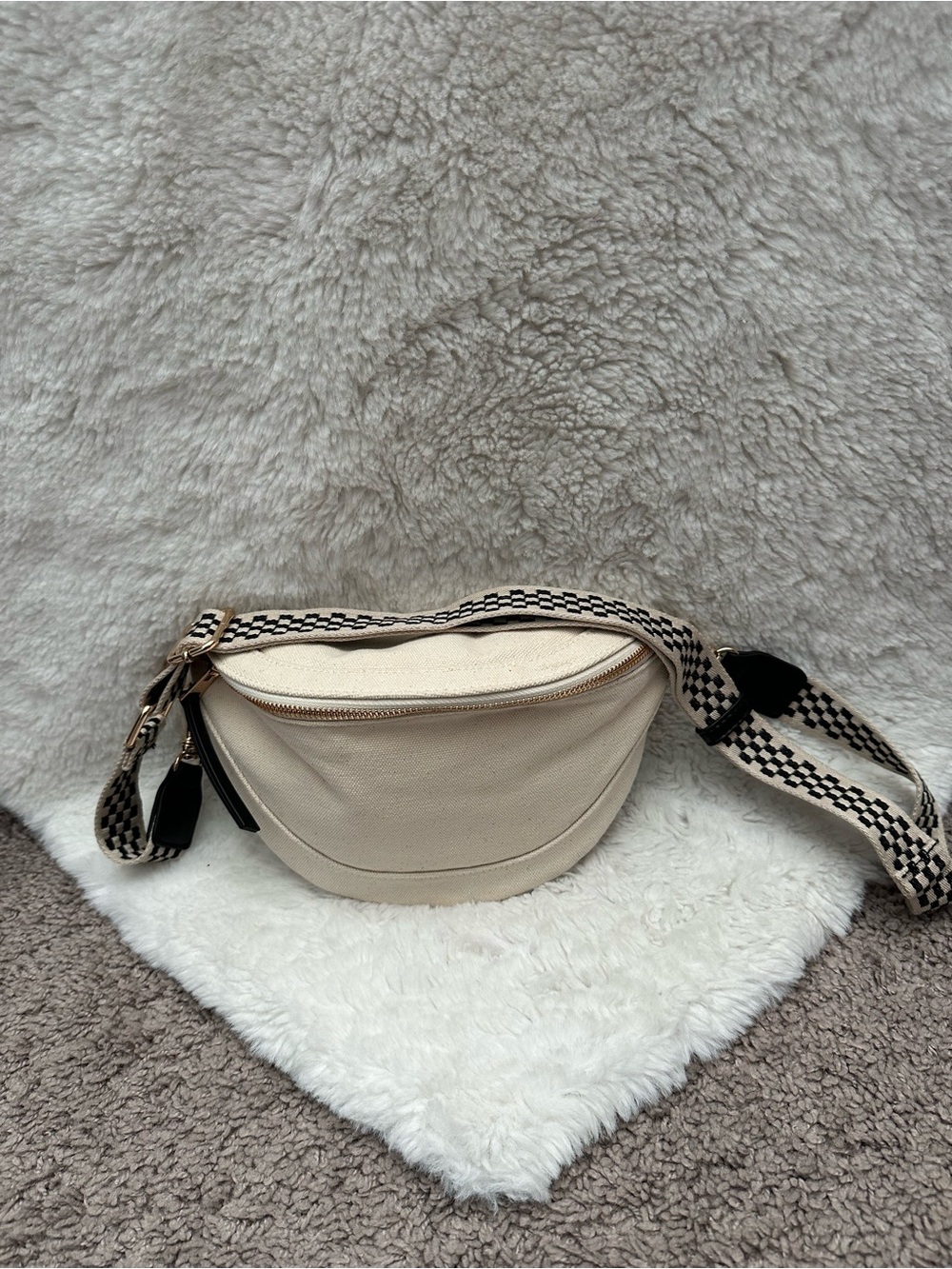 Universal Thread Cream Crossbody Belt Bag with Patterned Strap